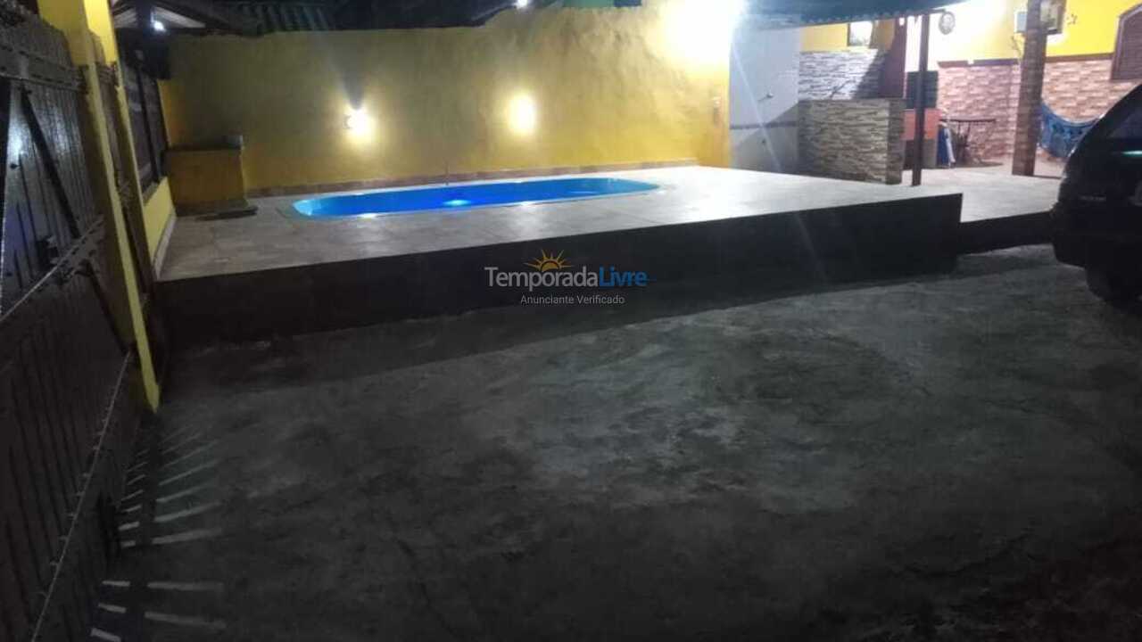 Casa para aluguel de temporada em Arraial do Cabo (Monte Alto)