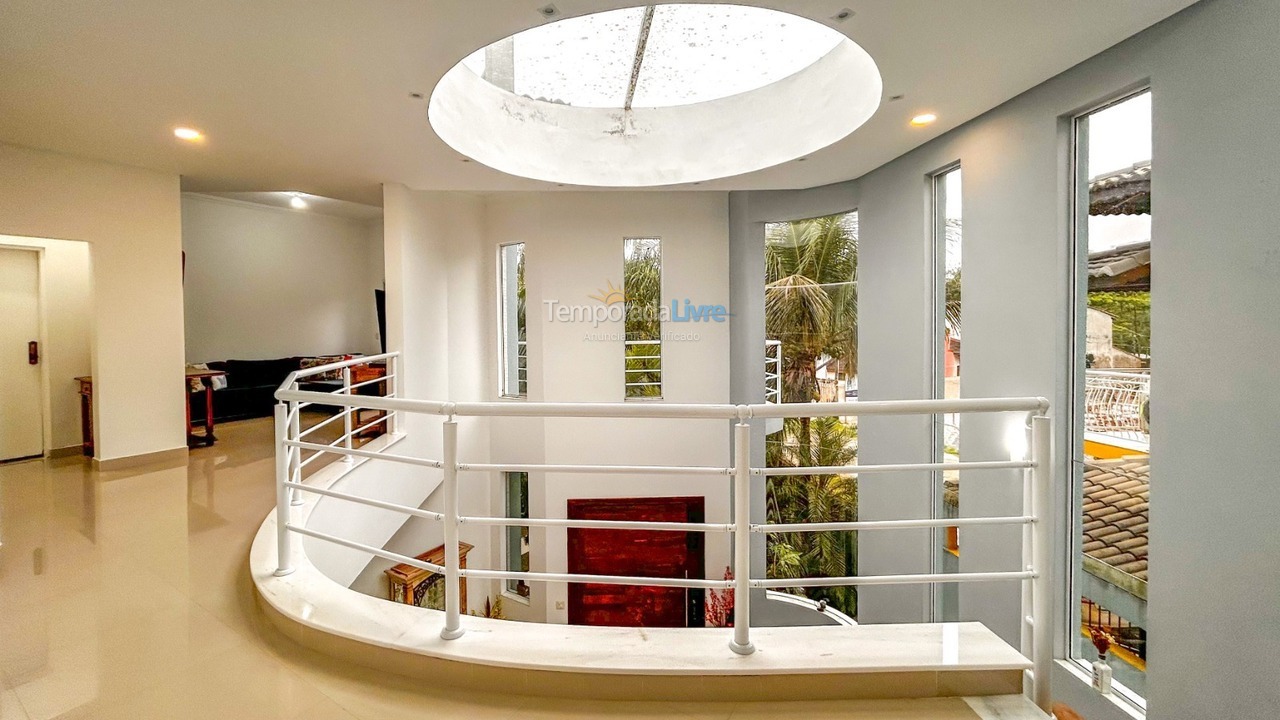 Casa para aluguel de temporada em Bertioga (Praia de Guaratuba)