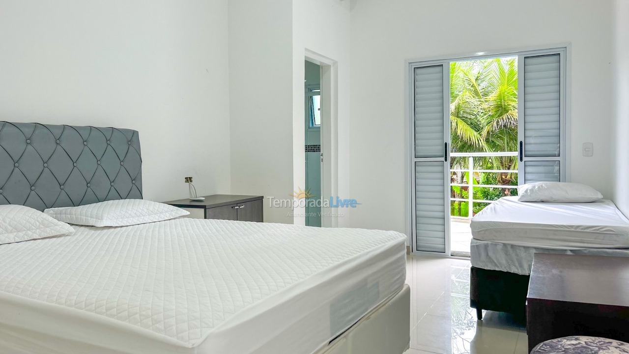 Casa para aluguel de temporada em Bertioga (Praia de Guaratuba)