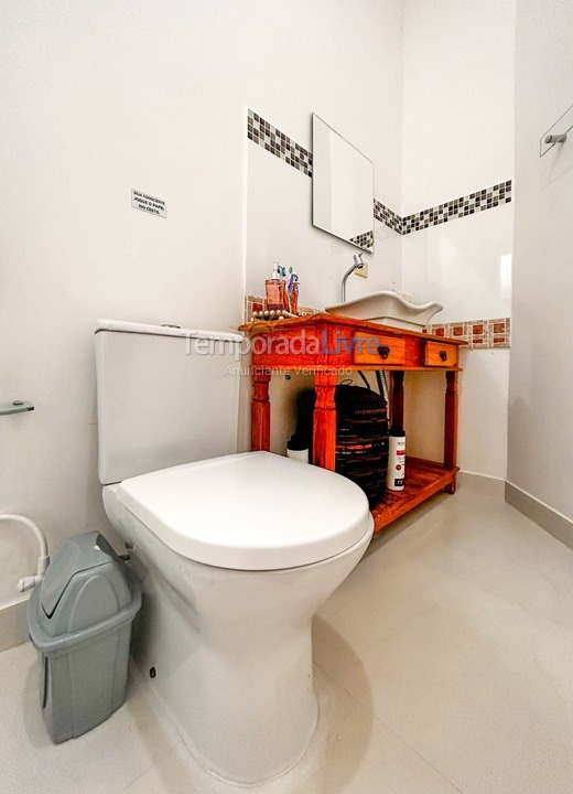 Casa para aluguel de temporada em Bertioga (Praia de Guaratuba)