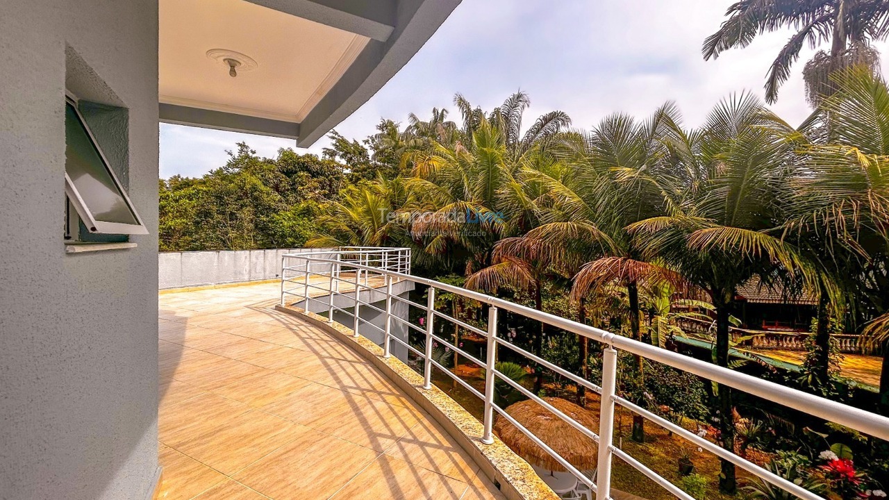 Casa para aluguel de temporada em Bertioga (Praia de Guaratuba)