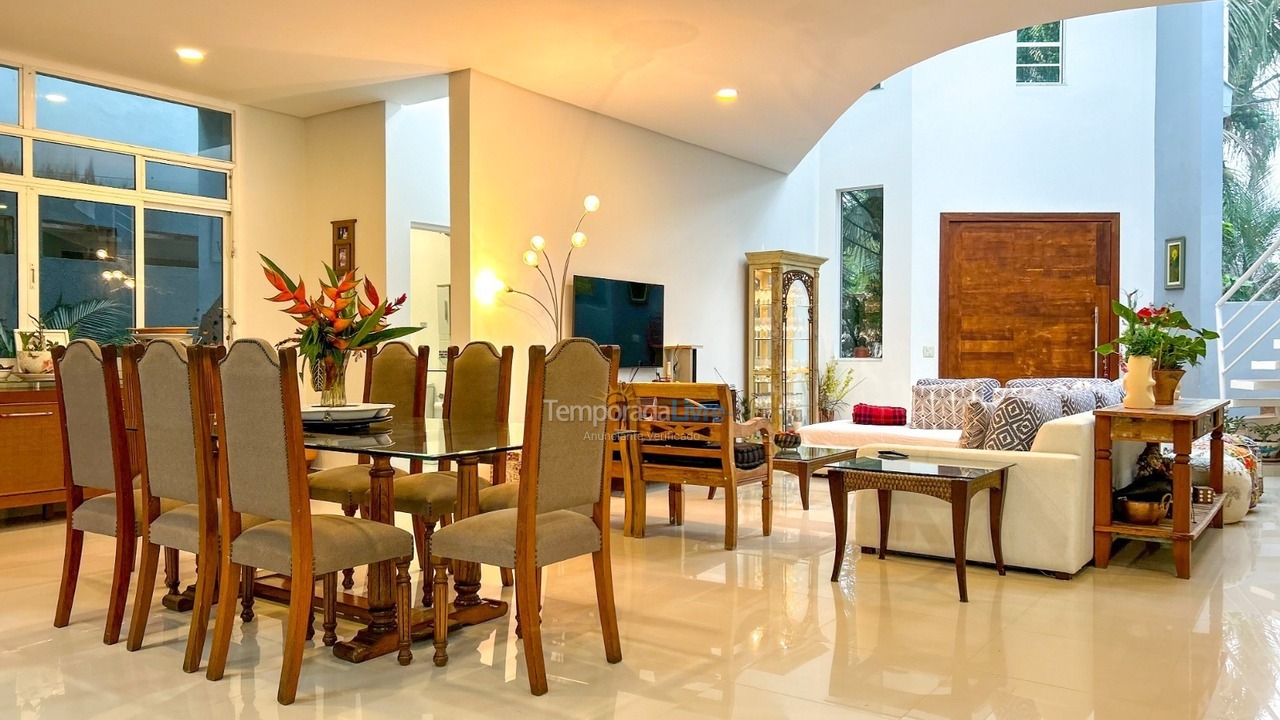 Casa para aluguel de temporada em Bertioga (Praia de Guaratuba)