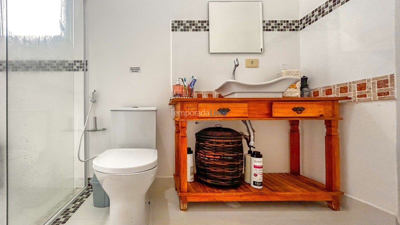 Casa para aluguel de temporada em Bertioga (Praia de Guaratuba)