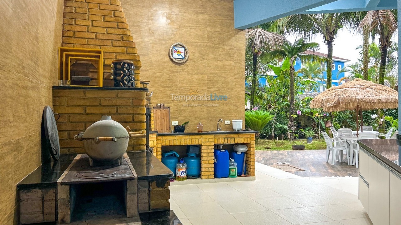 Casa para aluguel de temporada em Bertioga (Praia de Guaratuba)