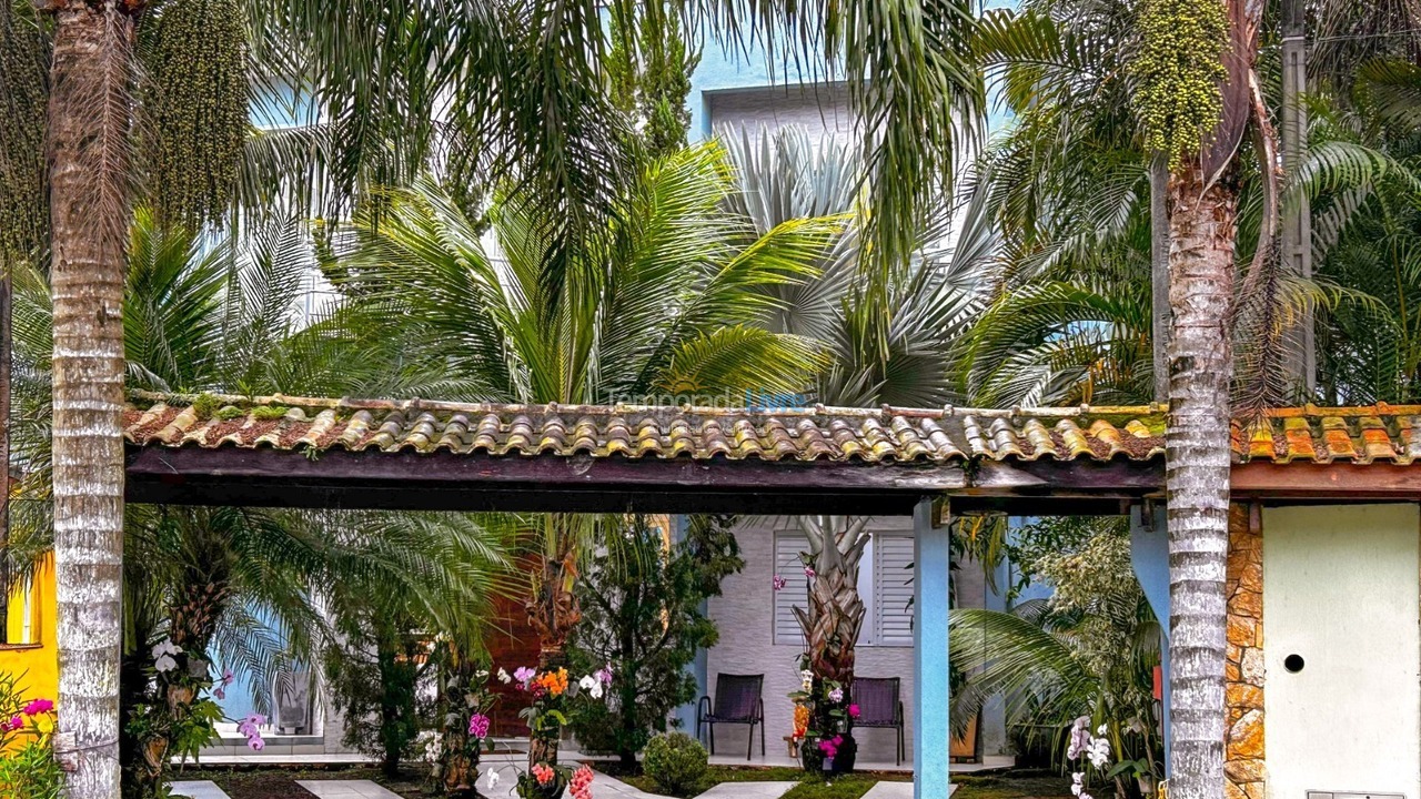 Casa para aluguel de temporada em Bertioga (Praia de Guaratuba)