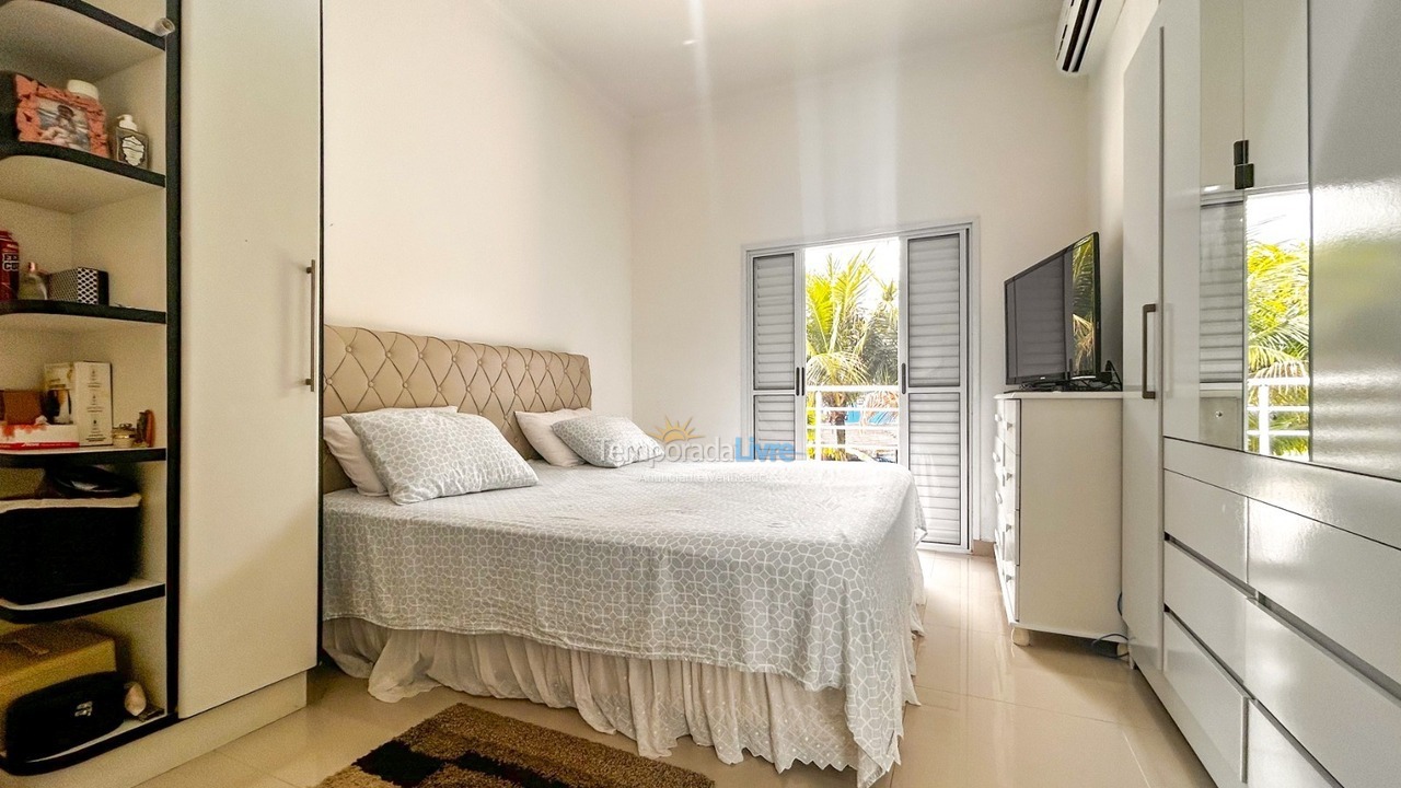 Casa para aluguel de temporada em Bertioga (Praia de Guaratuba)