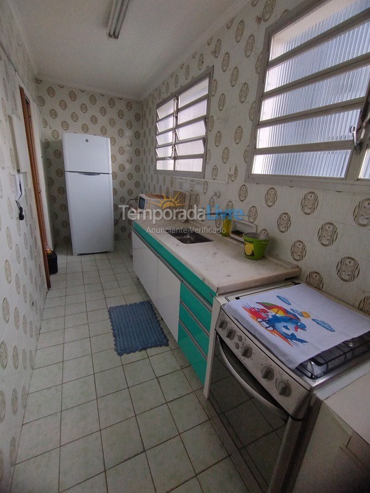 Apartamento para aluguel de temporada em Guarujá (Pitangueiras)
