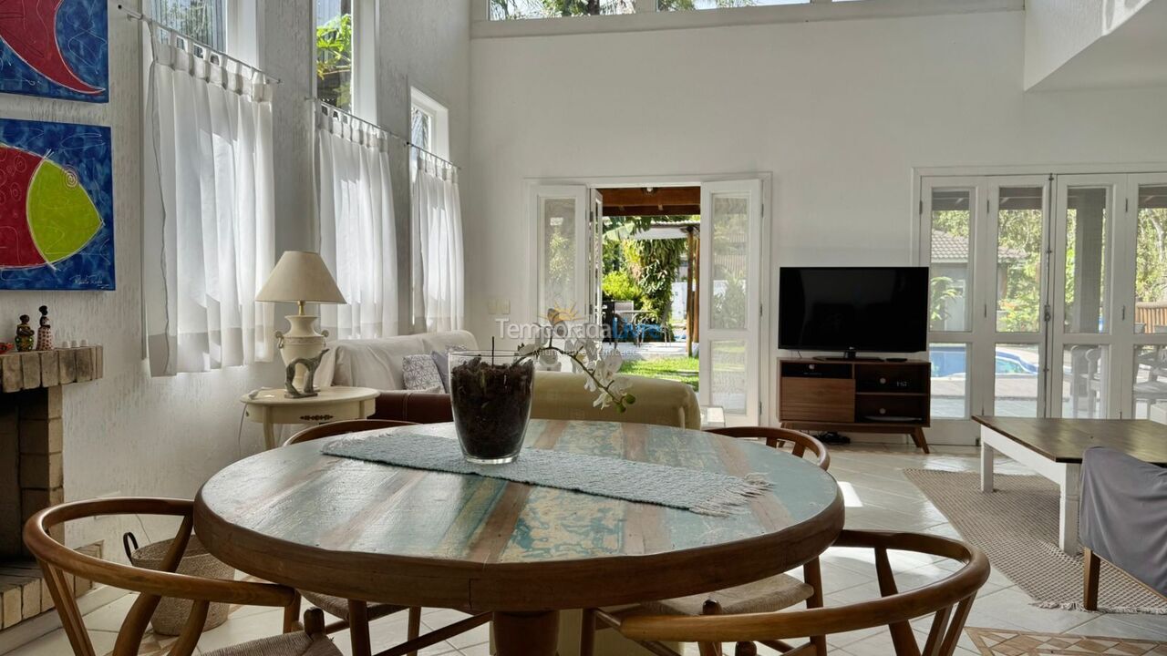 House for vacation rental in São Sebastião (Praia da Baleia)