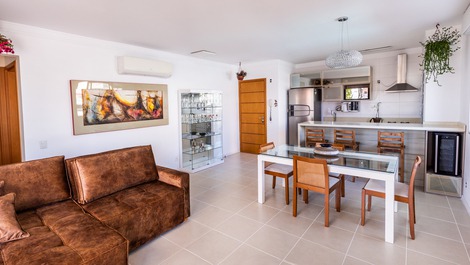 Penthouse with private pool. Canasvieras SC