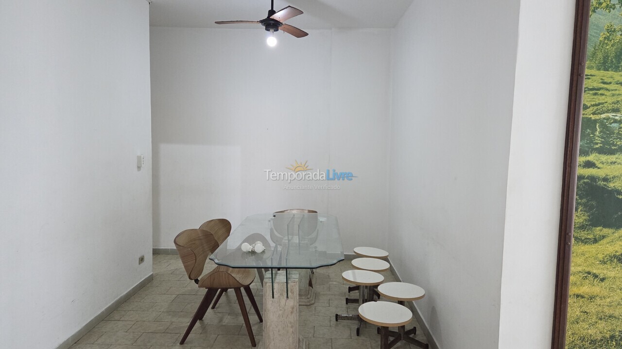 Apartamento para alquiler de vacaciones em Guarujá (Pitangueiras)