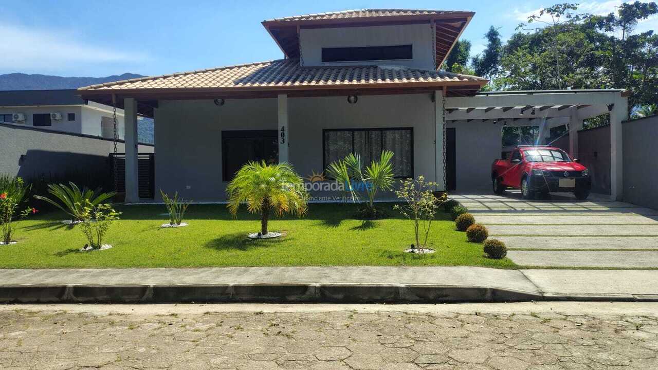 House for vacation rental in Caraguatatuba (Praia da Mococa)