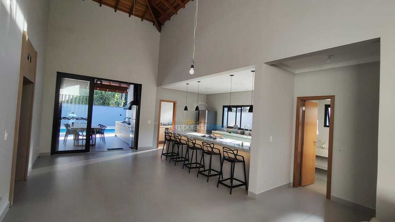 House for vacation rental in Caraguatatuba (Praia da Mococa)