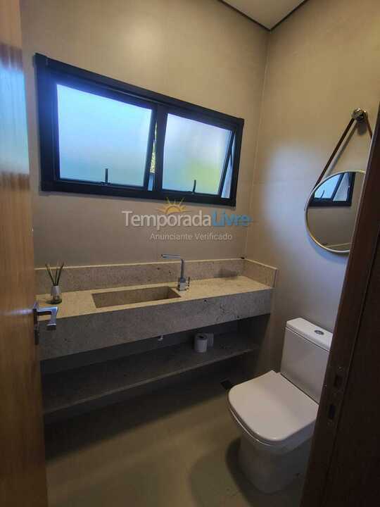 House for vacation rental in Caraguatatuba (Praia da Mococa)