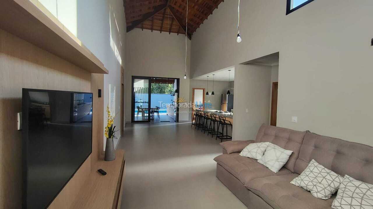 House for vacation rental in Caraguatatuba (Praia da Mococa)
