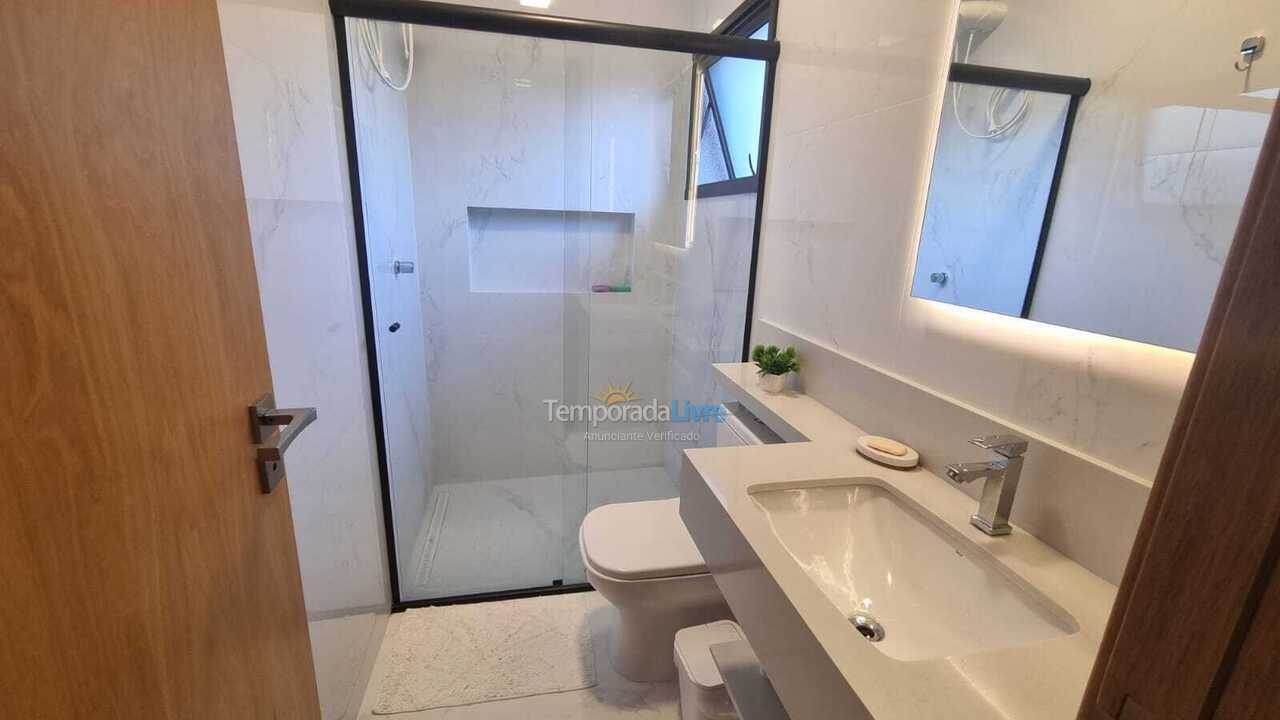 House for vacation rental in Caraguatatuba (Praia da Mococa)