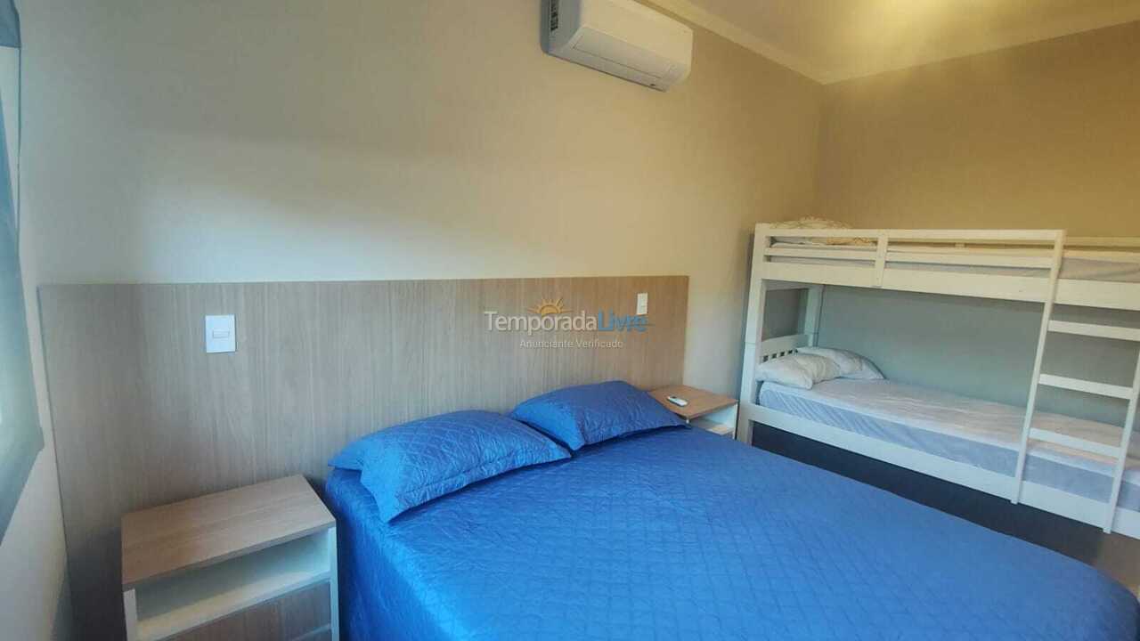 House for vacation rental in Caraguatatuba (Praia da Mococa)