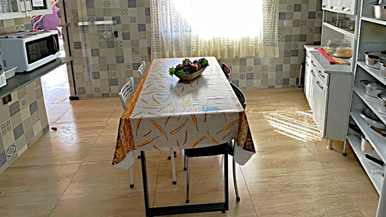 Casa para alquiler de vacaciones em Goiânia (Caldas Novas)