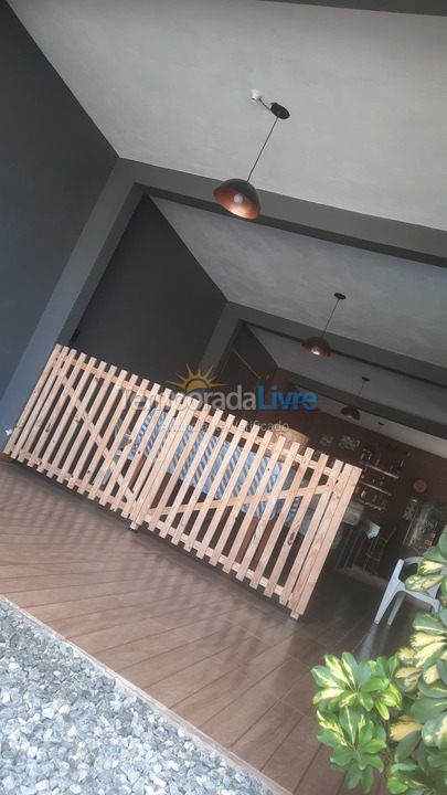 Casa para alquiler de vacaciones em São Francisco do Sul (Vila da Glória)