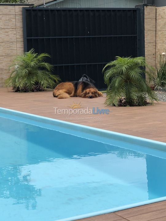 Casa para alquiler de vacaciones em São Francisco do Sul (Vila da Glória)