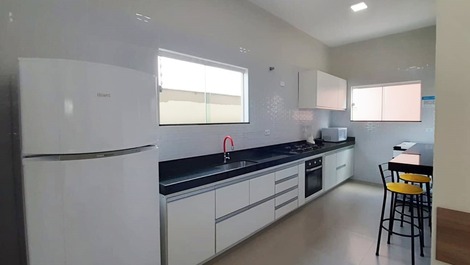 🏡 Casa Térrea com 5 Quartos e Piscina | Férias em Família