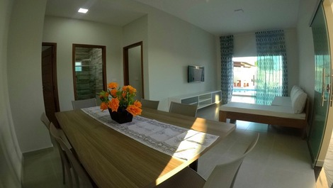 🏡 Casa Térrea com 5 Quartos e Piscina | Férias em Família