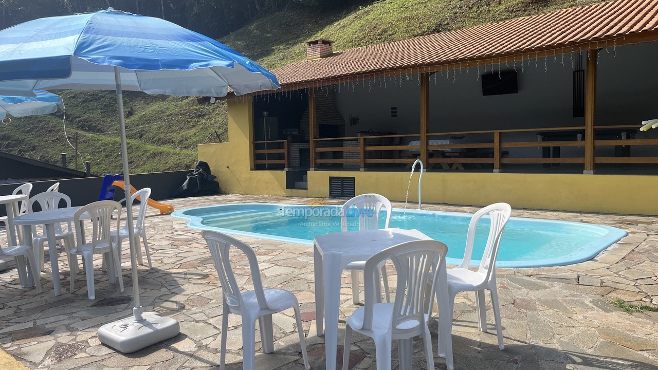Granja para alquiler de vacaciones em Juquitiba (Juquitiba)
