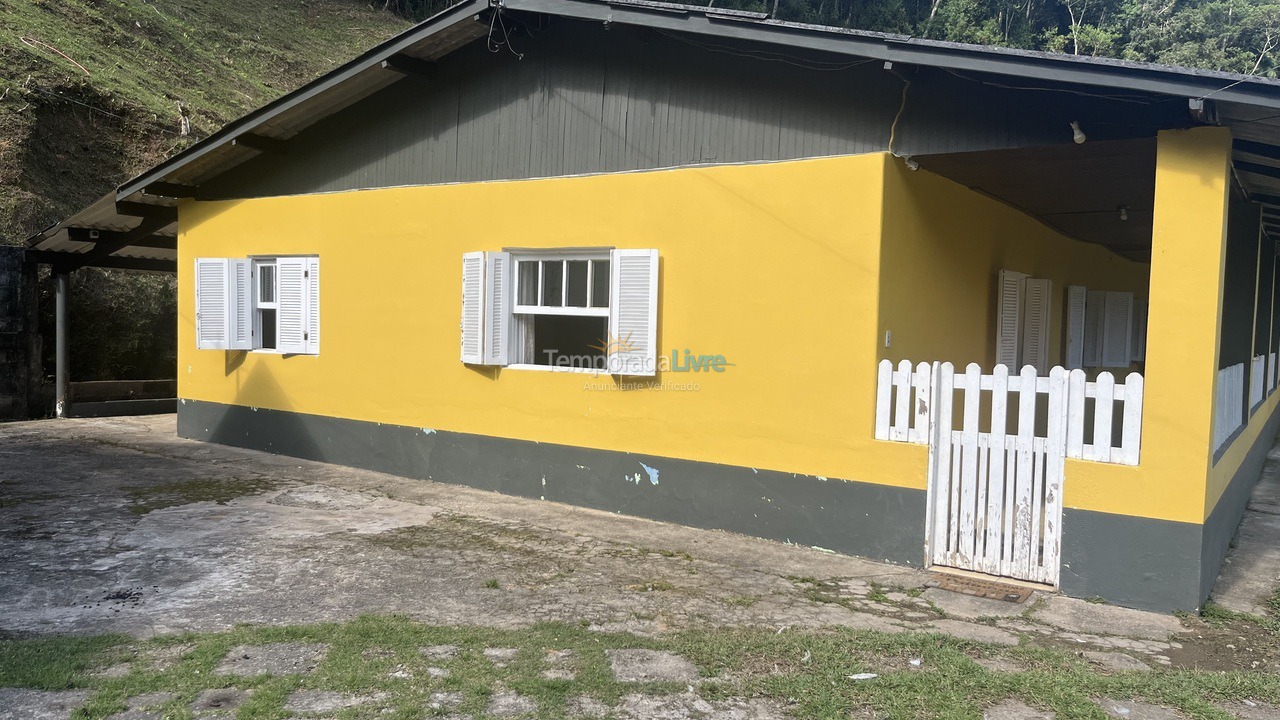Granja para alquiler de vacaciones em Juquitiba (Juquitiba)