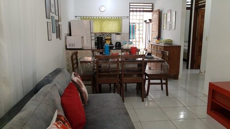 Chalé para Família e Amigos Piscina 50m Mar