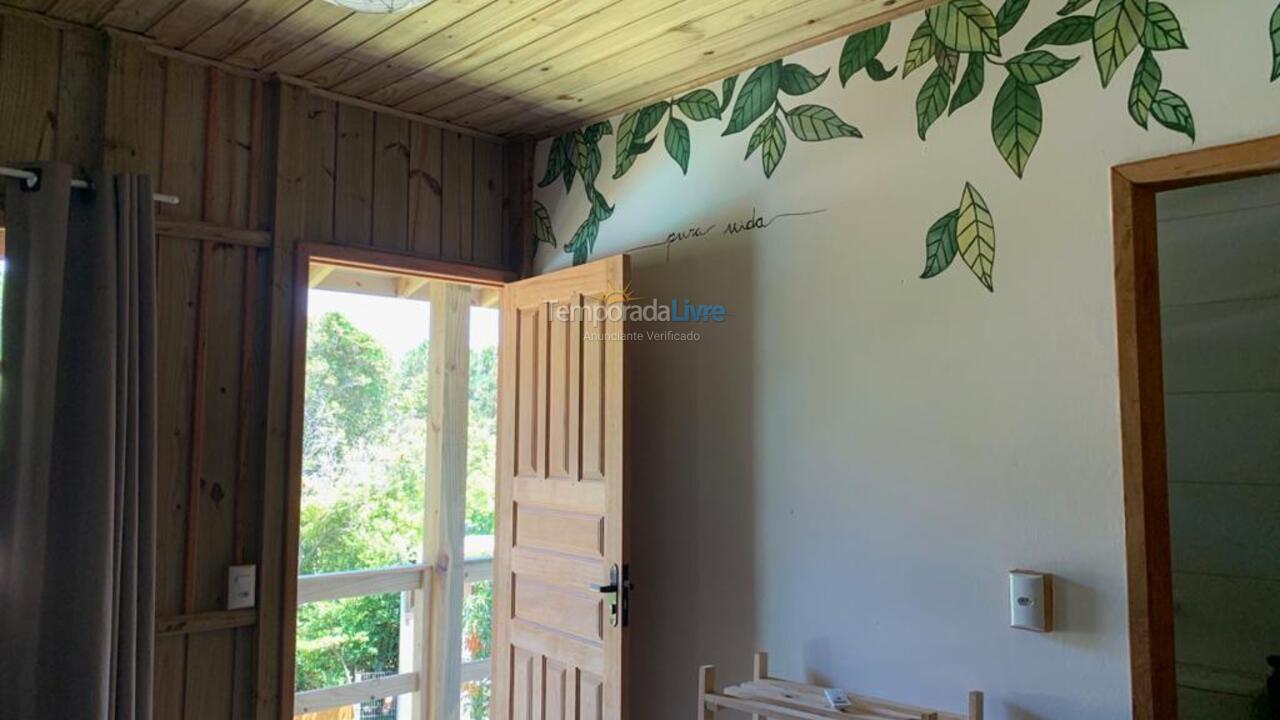 Casa para aluguel de temporada em Palhoça (Guarda do Embaú)