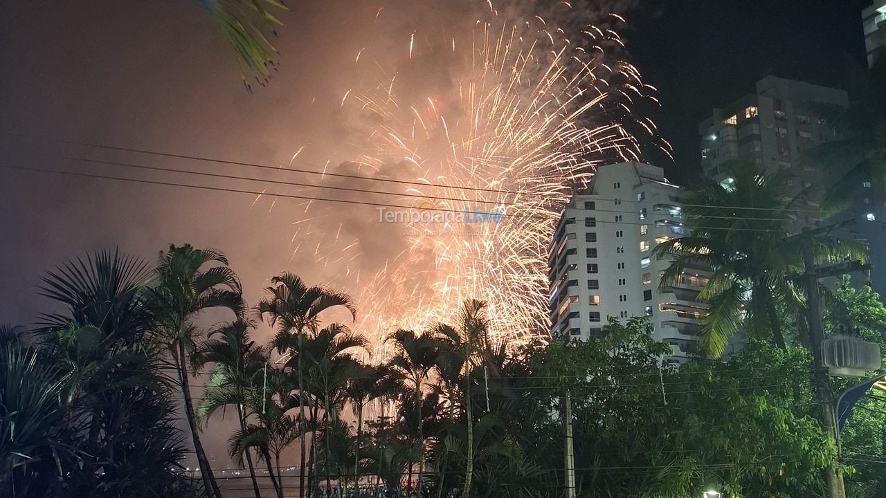 Apartamento para aluguel de temporada em Guarujá (Astúrias)
