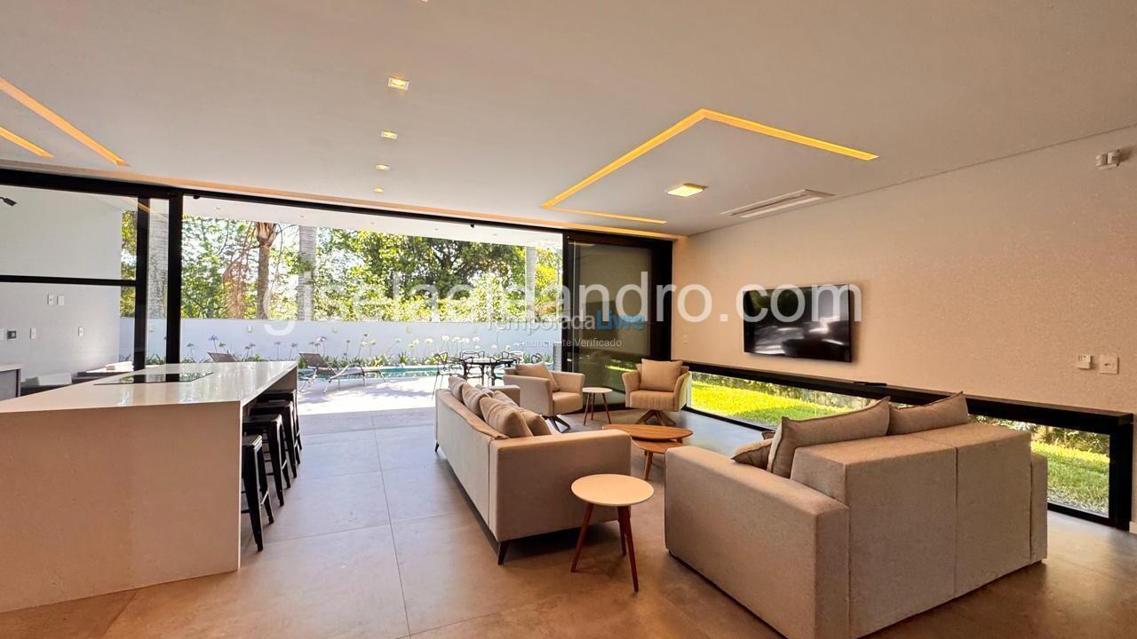 House for vacation rental in Florianopolis (Jurerê Internacional)