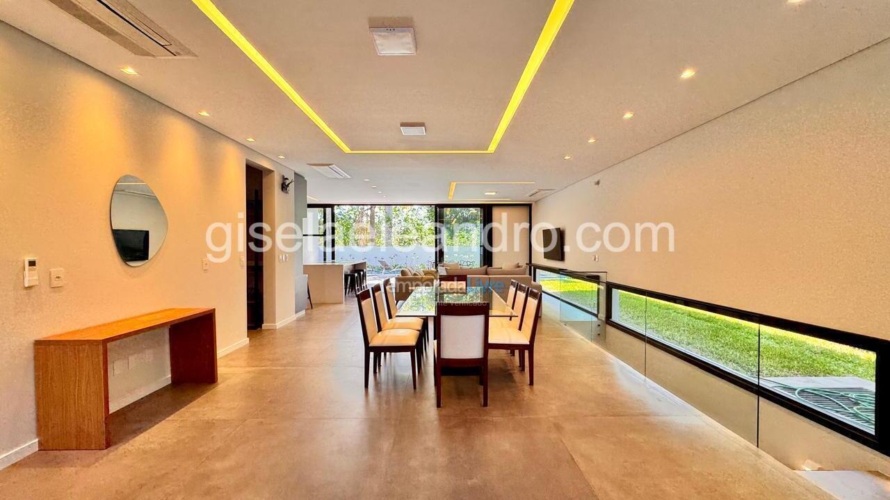 House for vacation rental in Florianopolis (Jurerê Internacional)