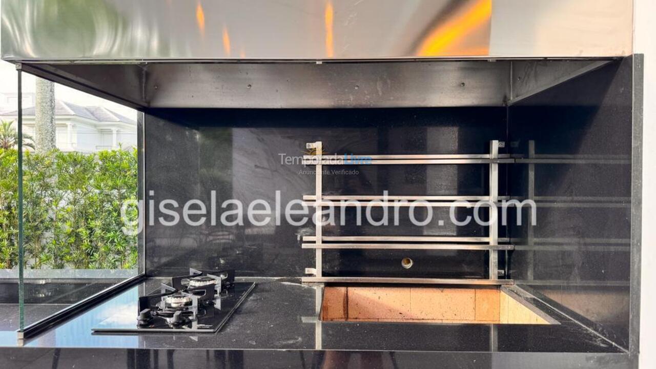 House for vacation rental in Florianopolis (Jurerê Internacional)