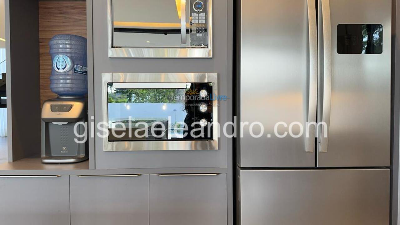 House for vacation rental in Florianopolis (Jurerê Internacional)