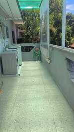 Casa familiar próximo ao centro aquário e projeto tamar.