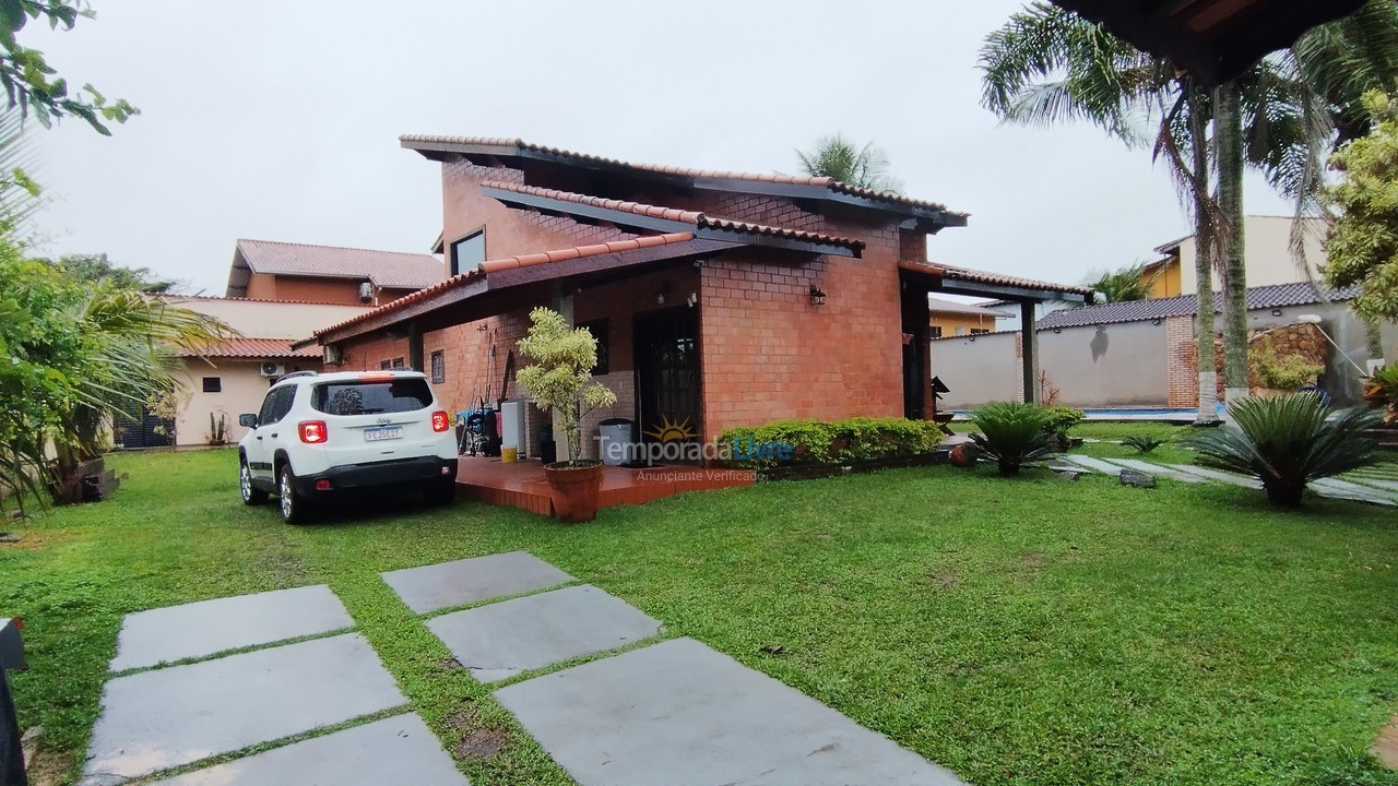 Casa para alquiler de vacaciones em Itanhaém (Cibratel)