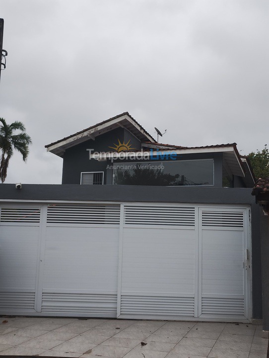 Casa para alquiler de vacaciones em Bertioga (Praia de Guaratuba)
