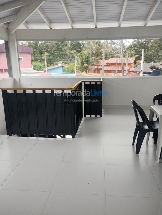 Casa para alquiler de vacaciones em Bertioga (Praia de Guaratuba)