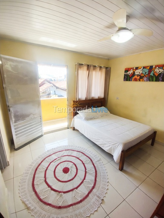 Casa para alquiler de vacaciones em Praia Grande (Vila Mirim)
