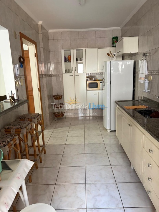 Apartamento para aluguel de temporada em Itanhaém (Praia do Sonho)
