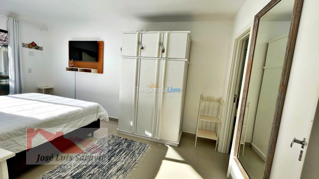 Apartamento para aluguel de temporada em Bombinhas (Praia de Bombas)