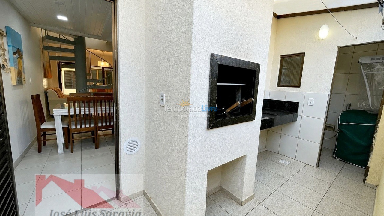 Apartamento para aluguel de temporada em Bombinhas (Praia de Bombas)