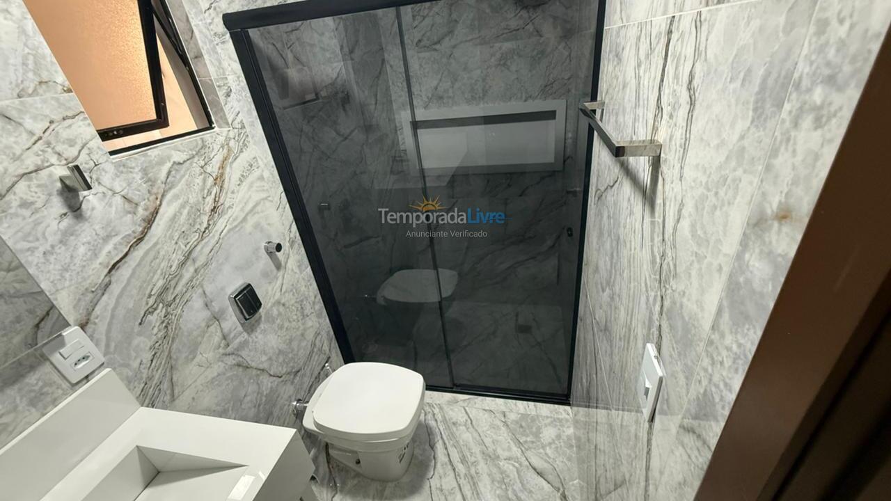 Apartamento para alquiler de vacaciones em Itapema (Meia Praia)