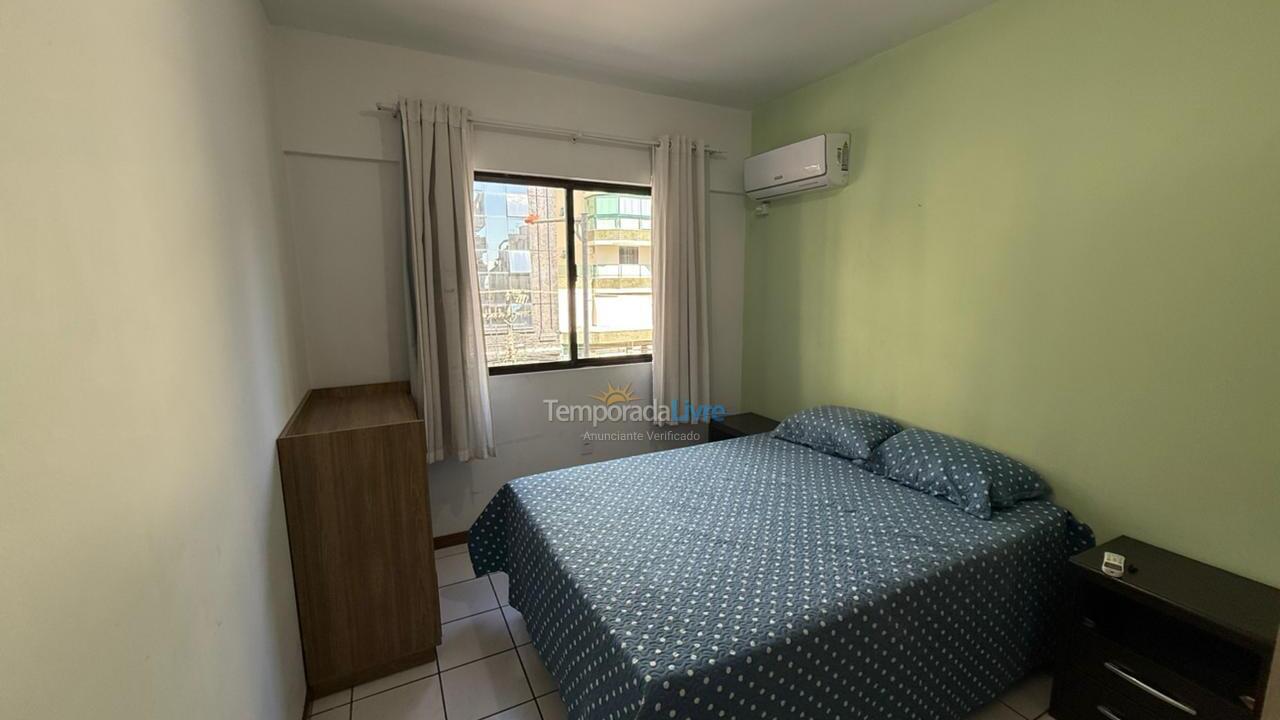 Apartamento para aluguel de temporada em Itapema (Meia Praia)