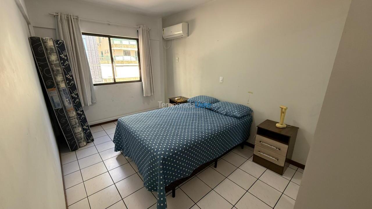 Apartamento para aluguel de temporada em Itapema (Meia Praia)