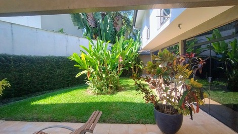 Mansão com 7 suites na Riviera