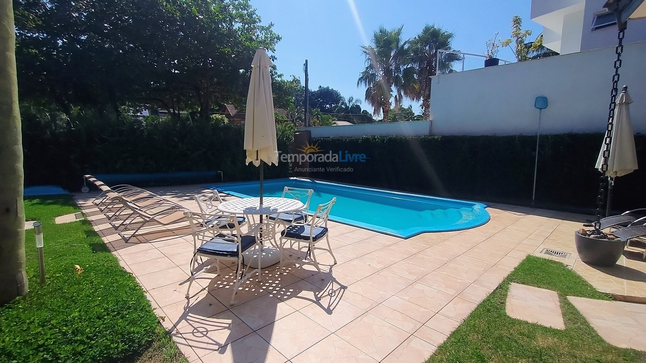 Casa para aluguel de temporada em Bertioga (Riviera de São Lourenço)