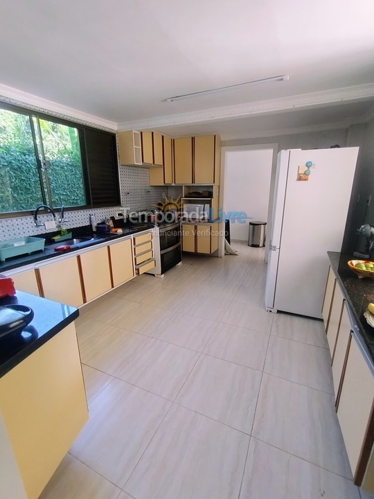 Casa para aluguel de temporada em Bertioga (Riviera de São Lourenço)