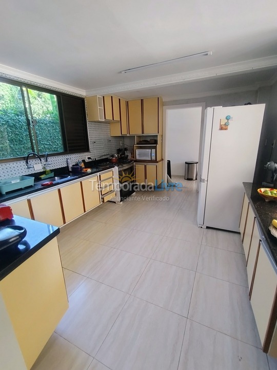 Casa para aluguel de temporada em Bertioga (Riviera de São Lourenço)