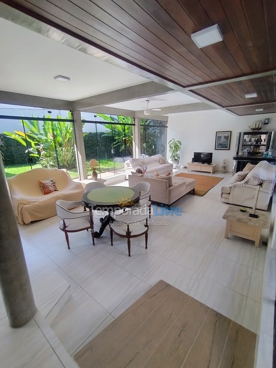 Casa para aluguel de temporada em Bertioga (Riviera de São Lourenço)